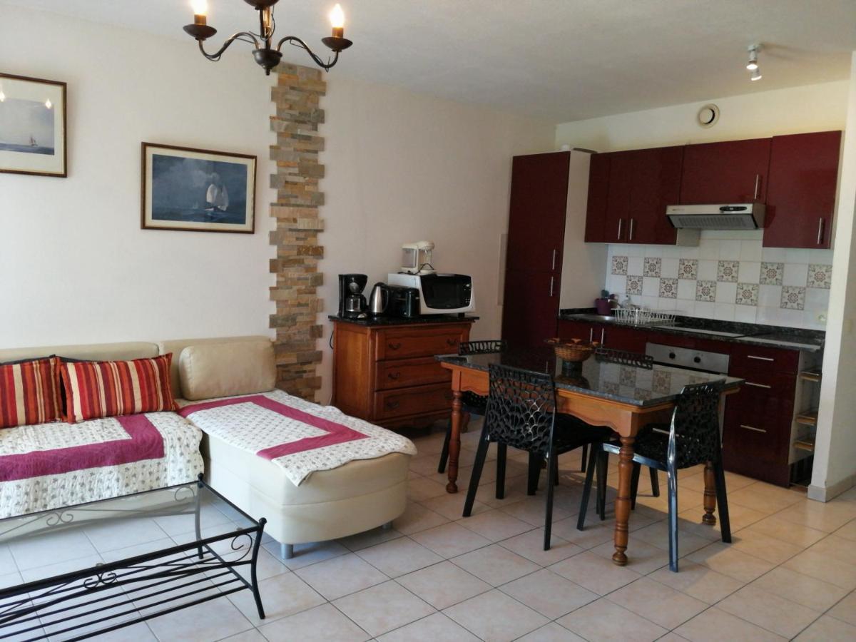 Katixa Apartment Saint-Pée-sur-Nivelle Eksteriør billede